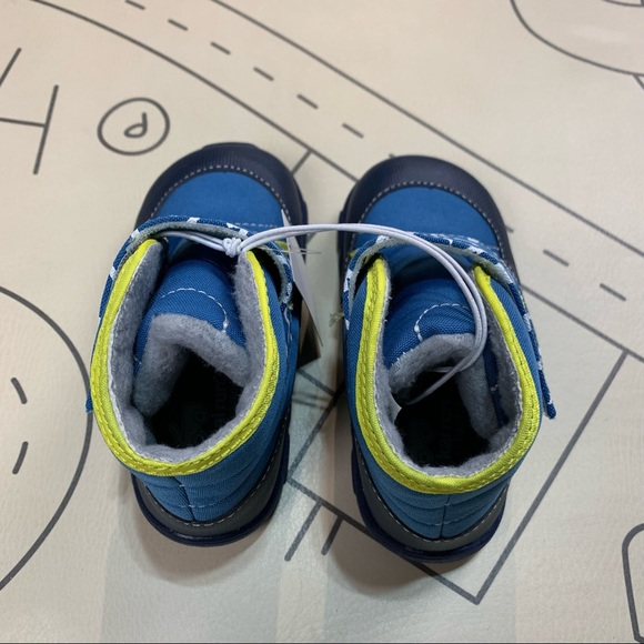 See Kai Run Basics Blake Boots - Picture 2 of 5